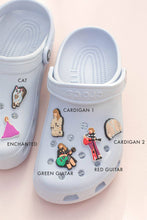 Load image into Gallery viewer, Taylor Charms for Sandals: Enchanted swift
