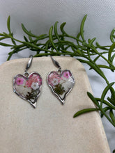 Load image into Gallery viewer, Floral silver heart dangle earrings
