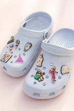 Load image into Gallery viewer, Taylor Charms for Sandals: Heart 1 swift
